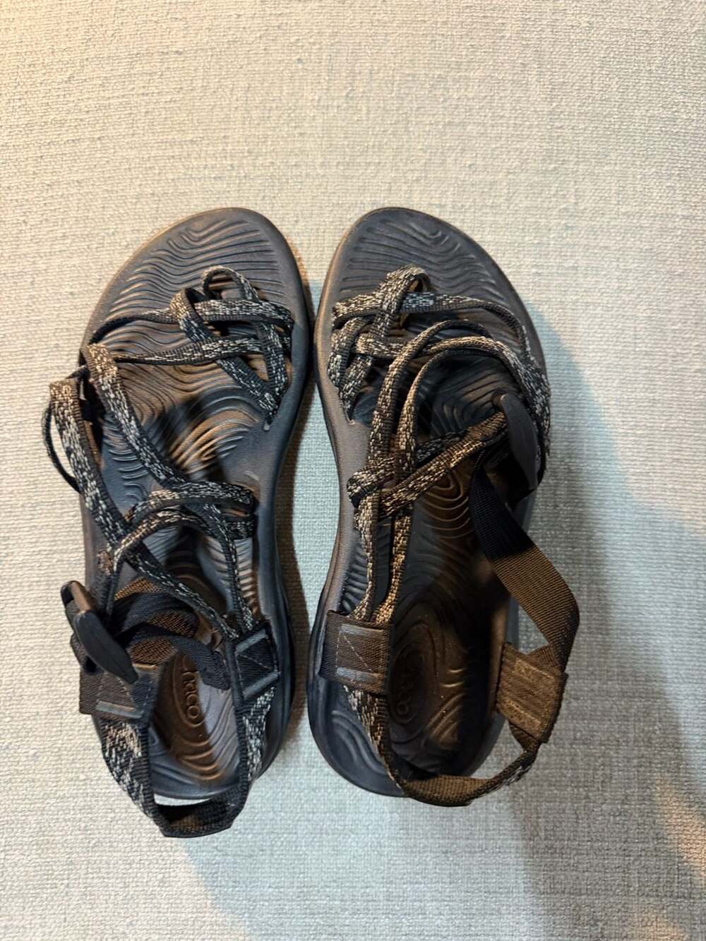Chaco Z/Volv X2 Women's Black Gray Strappy EcoTread Sandals with Toe Loop
